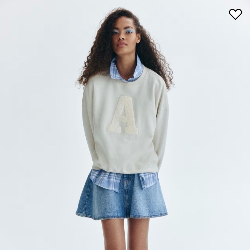 Relaxed Raised Letter Sweatshirt